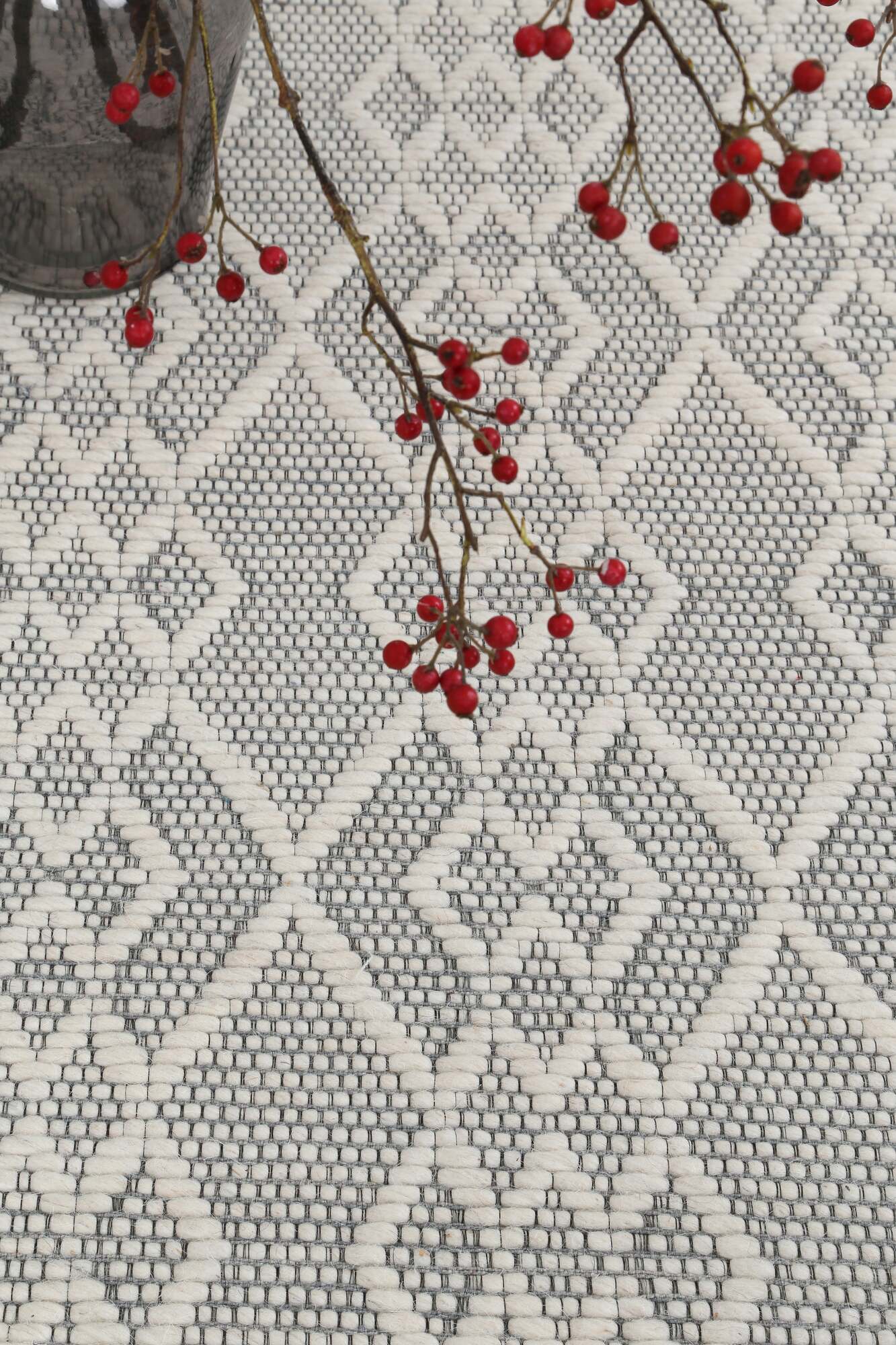 Large View Chea Geometric Wool Rug
