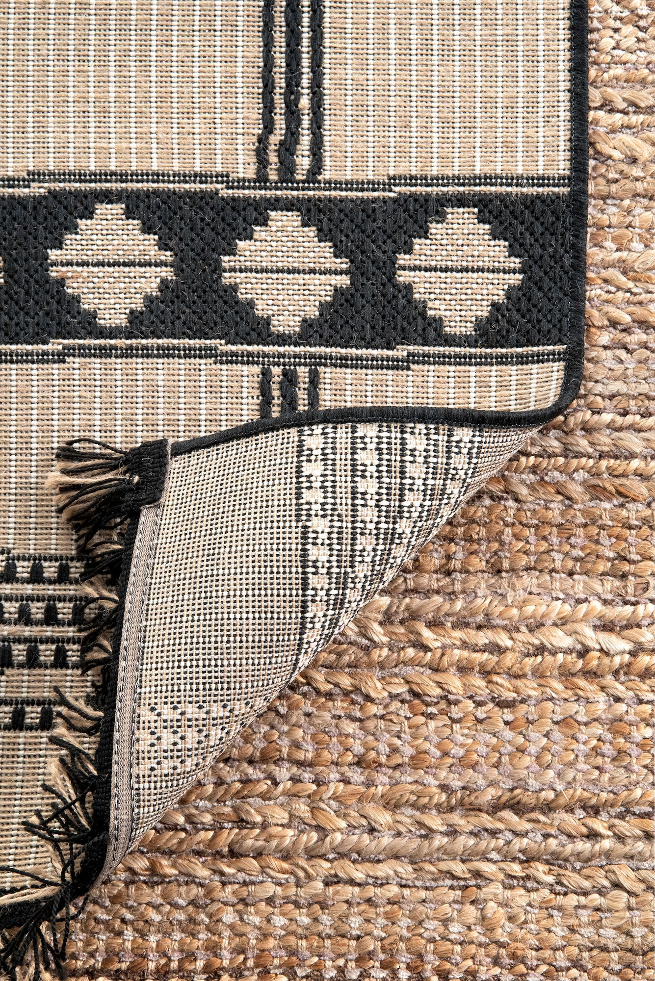 Carlo Flatweave Geometric Rug