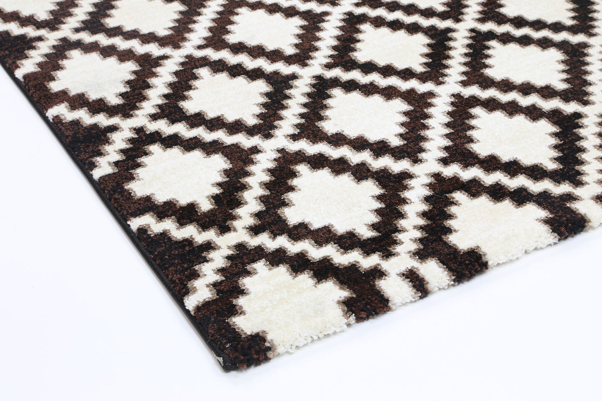 Large View Dale Moroccan Diamond Rug