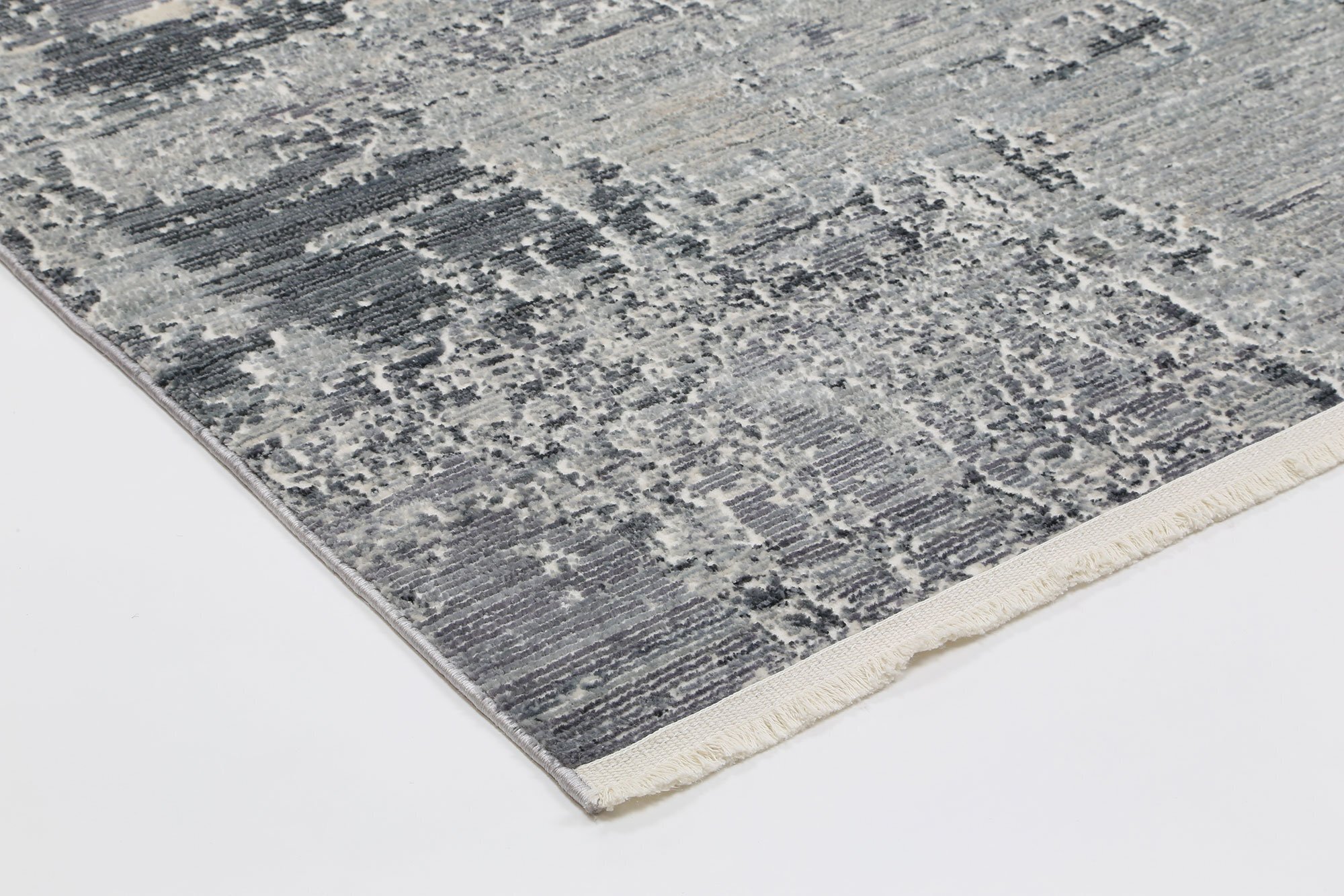 Darra Contemporary Fringed Rug