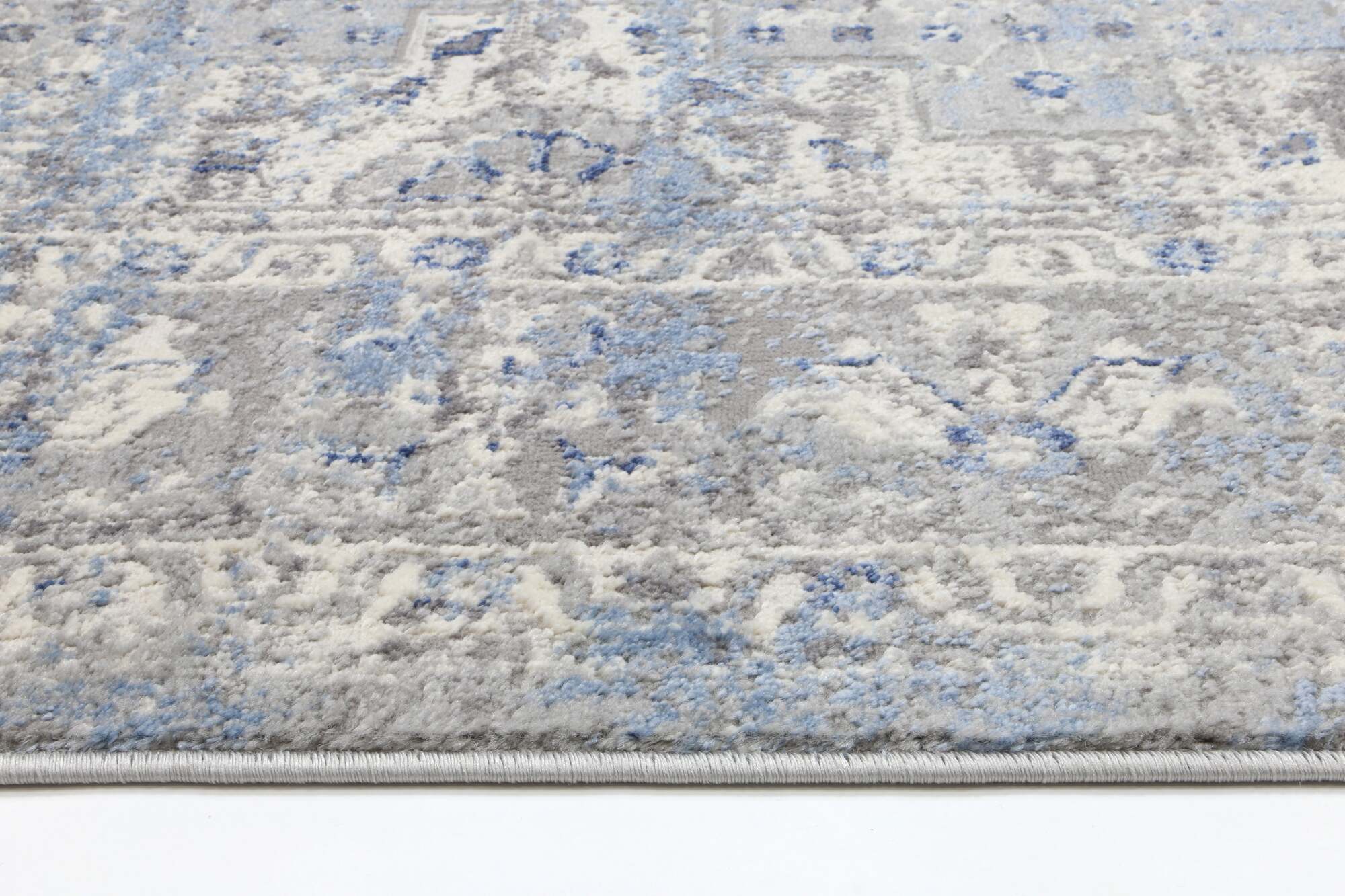 Large View Elvis Traditional Overdyed Rug