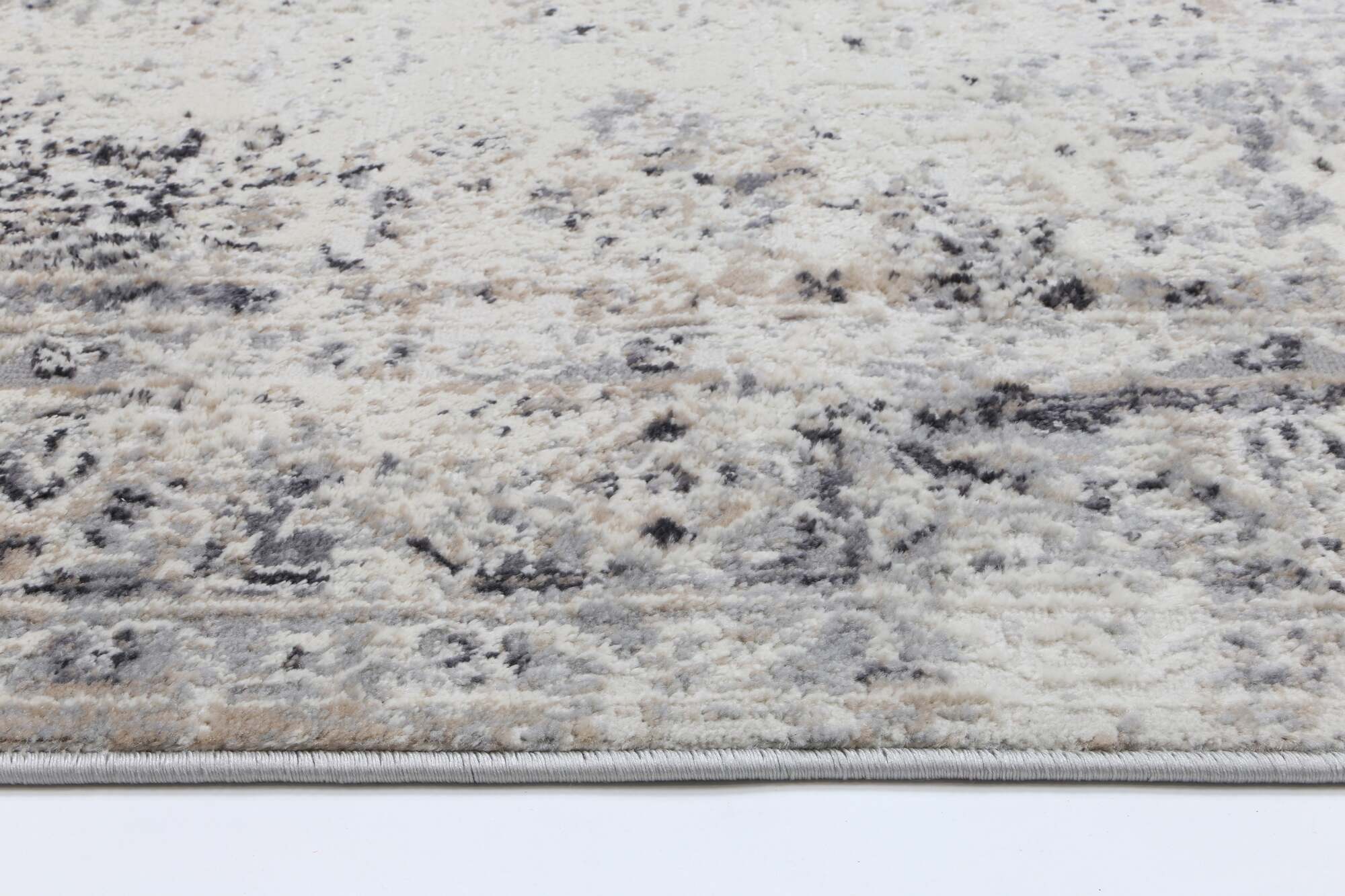 Large View Elvis Traditional Distressed Rug