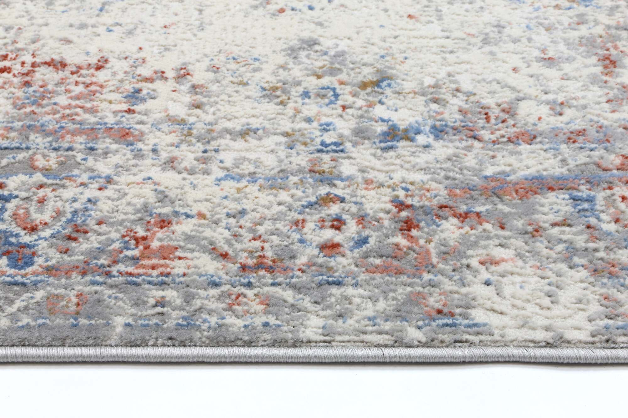 Elvis Traditional Distressed Rug