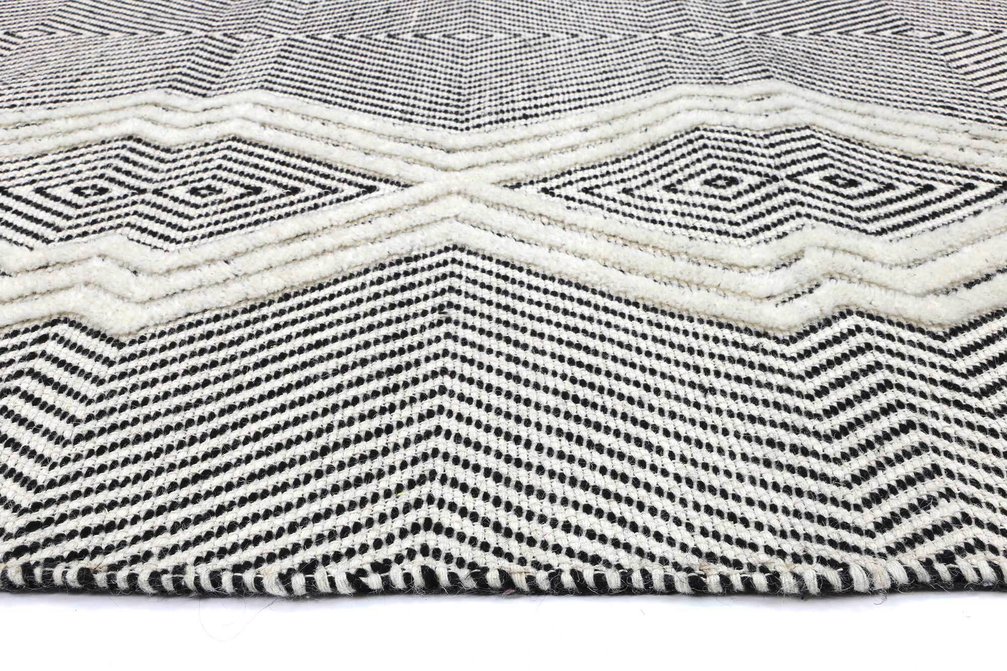 Hann Hand Loomed Rug