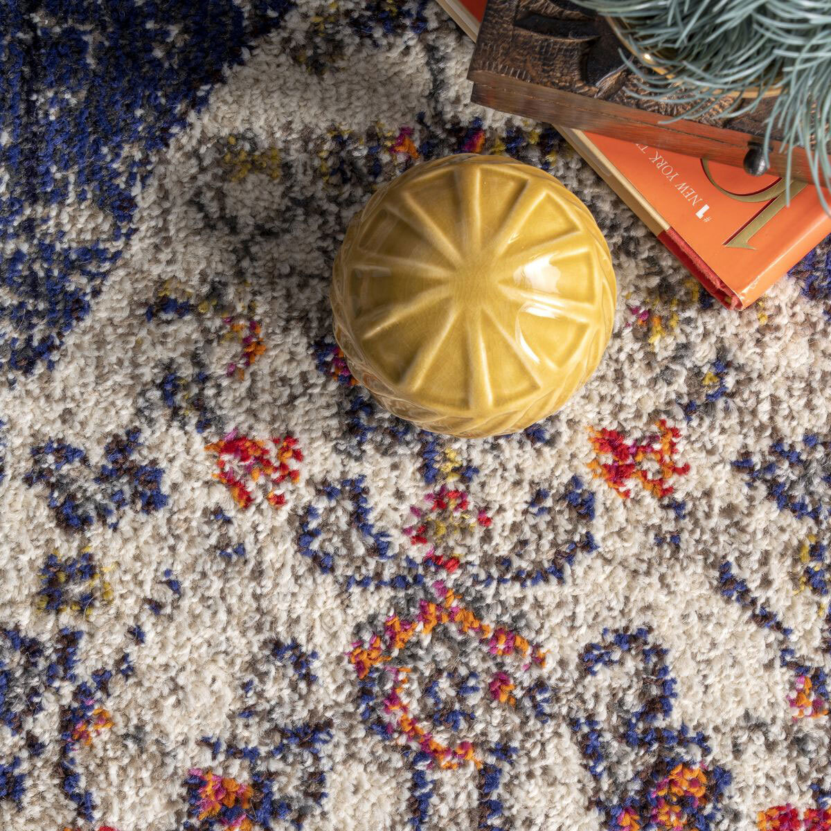 Hank Transitional Medallion Rug