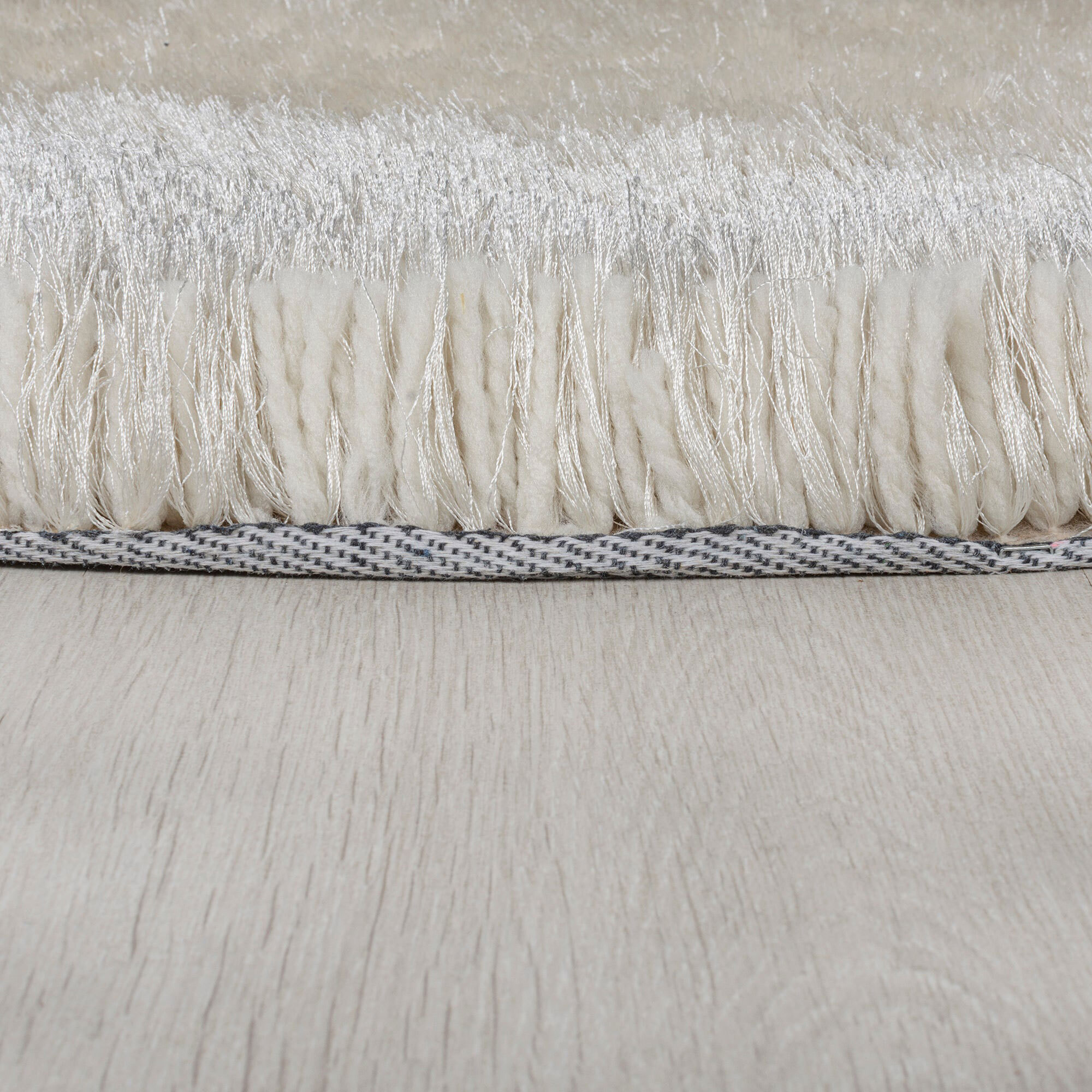 Isabelle Round Shag Rug