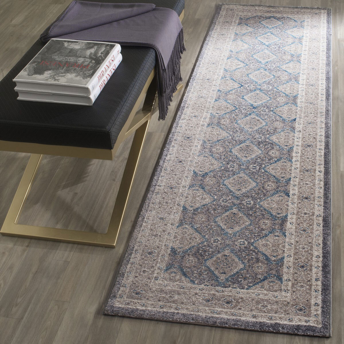 Large View London Classic Medallion Rug