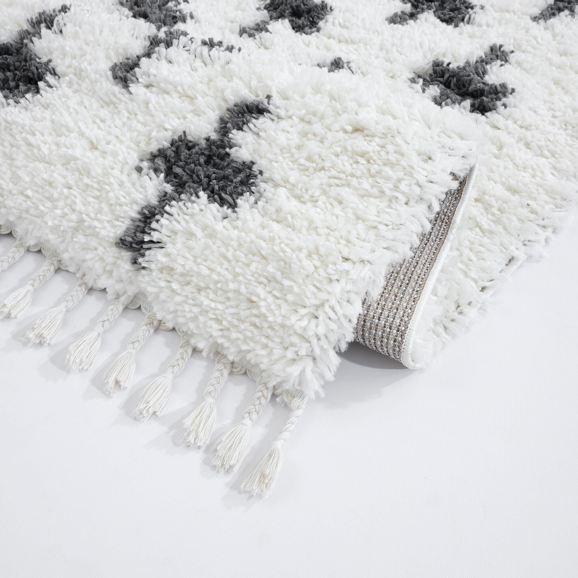 Large View Larry Beige Moroccan Shaggy Rug