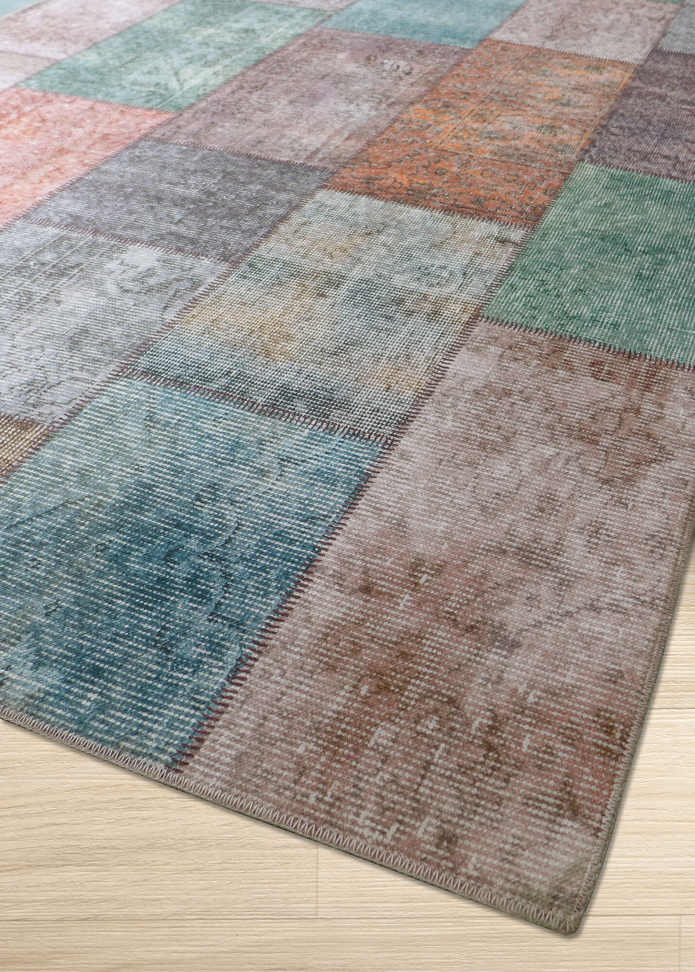 Large View Noble Traditional Patchwork Rug