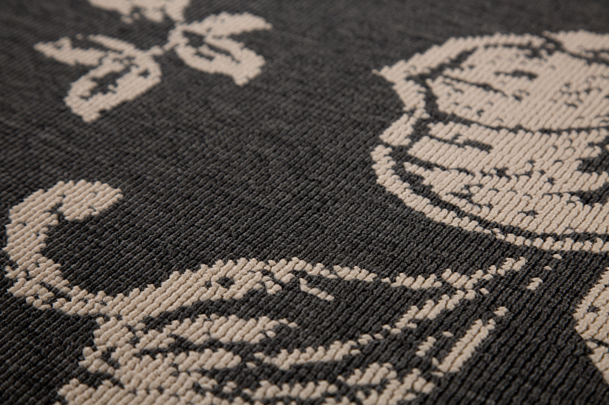Large View Pablo Black Floral Flatweave Rug