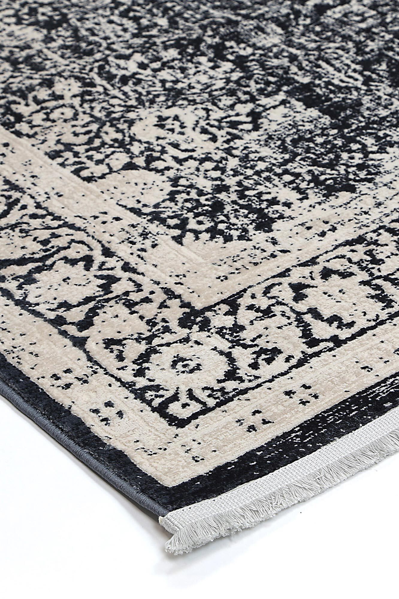 Rina Traditional Border Rug