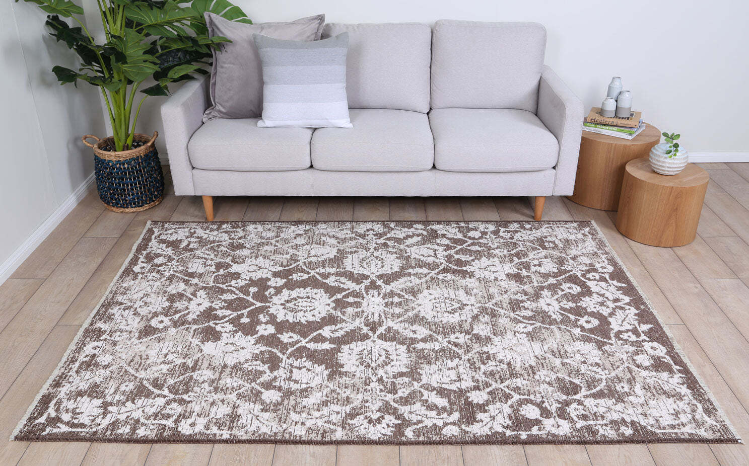 Large View Ryan Floral Transitional Rug