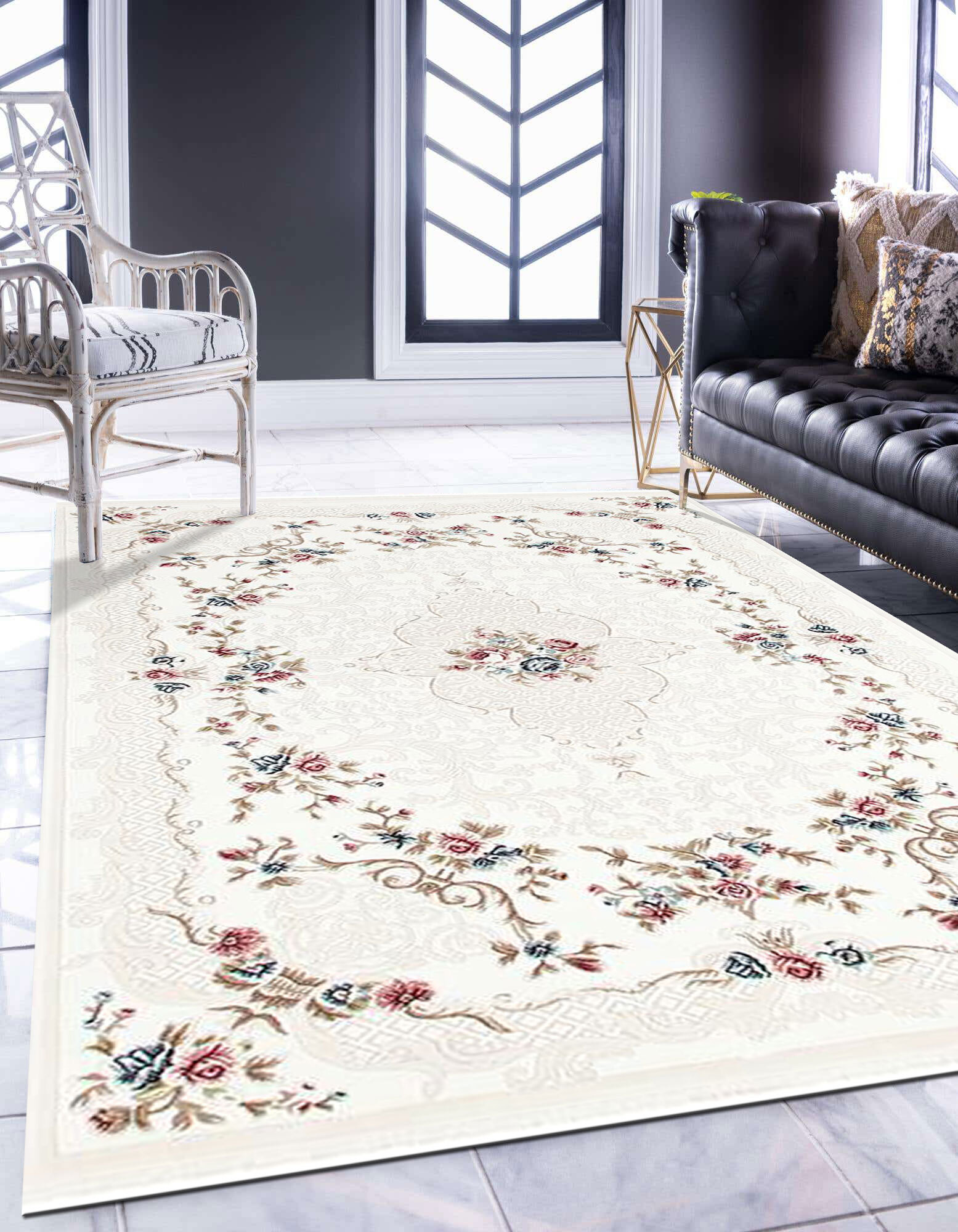 Large View Sadie White Traditional Floral Rug