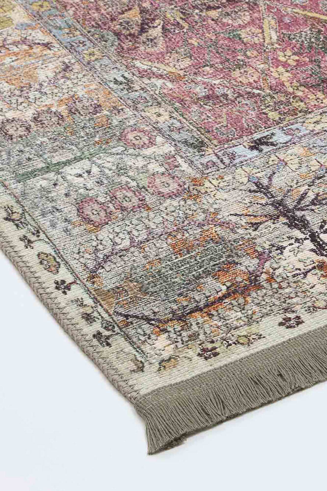 Victoria Vintage Transitional Rug