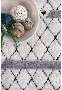 Aroma Moroccan Diamond Rug