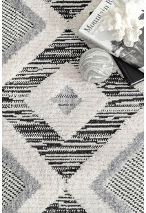 Aroma Fringed Moroccan Rug