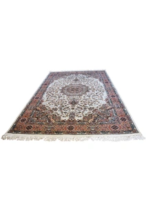 Parsa Soft Traditional Fringed Rug