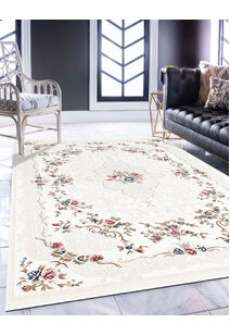 Sadie White Traditional Floral Rug