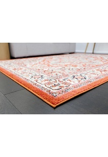 Sophia Classic Geometric Rug