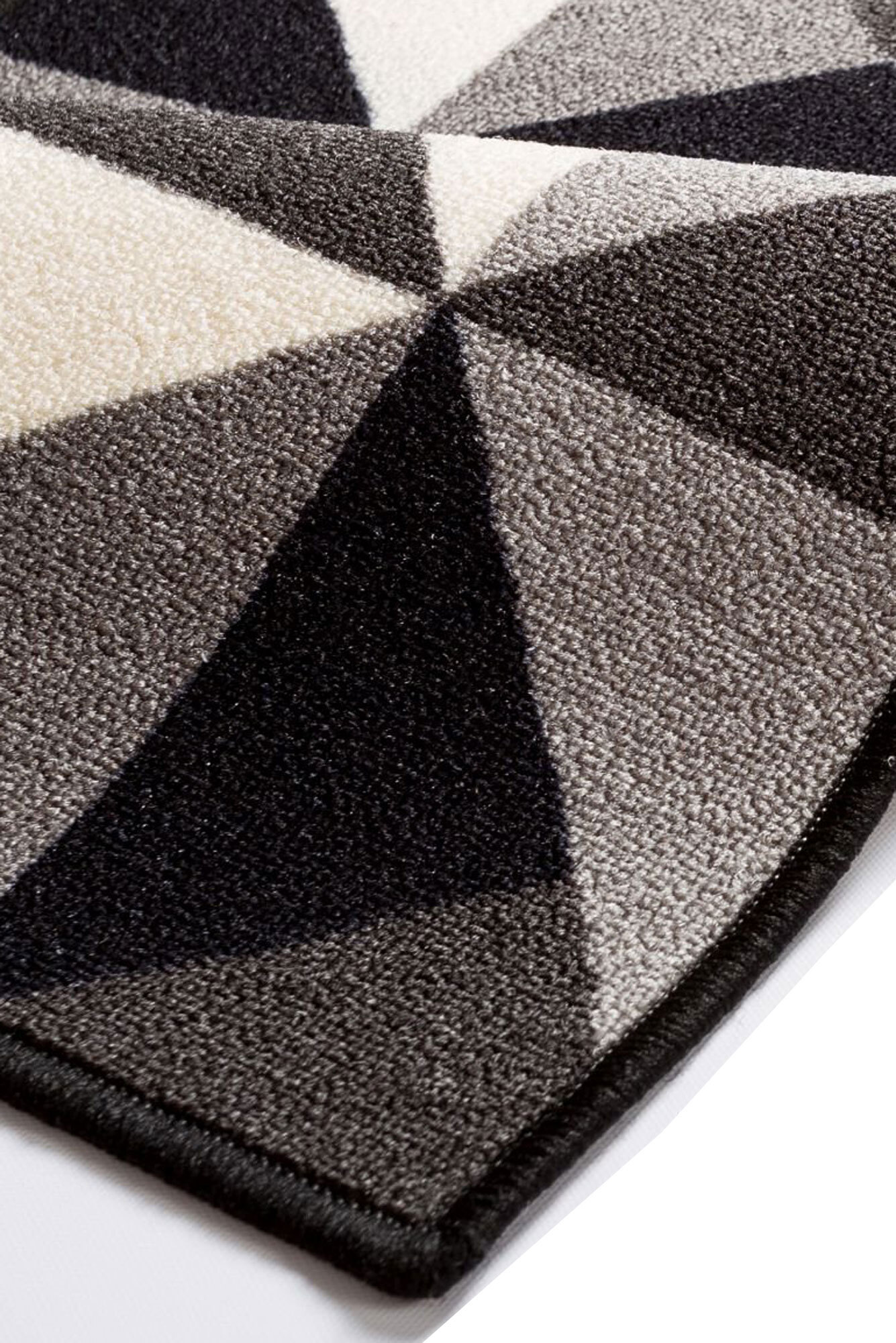 Atlanta Geometric Triangle Grey Rug