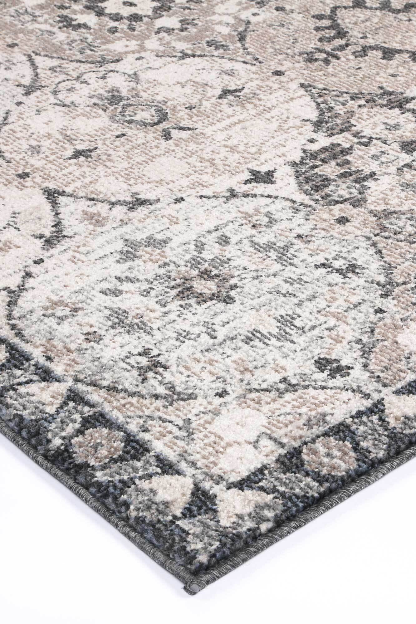 Alani Traditional Geometric Rug