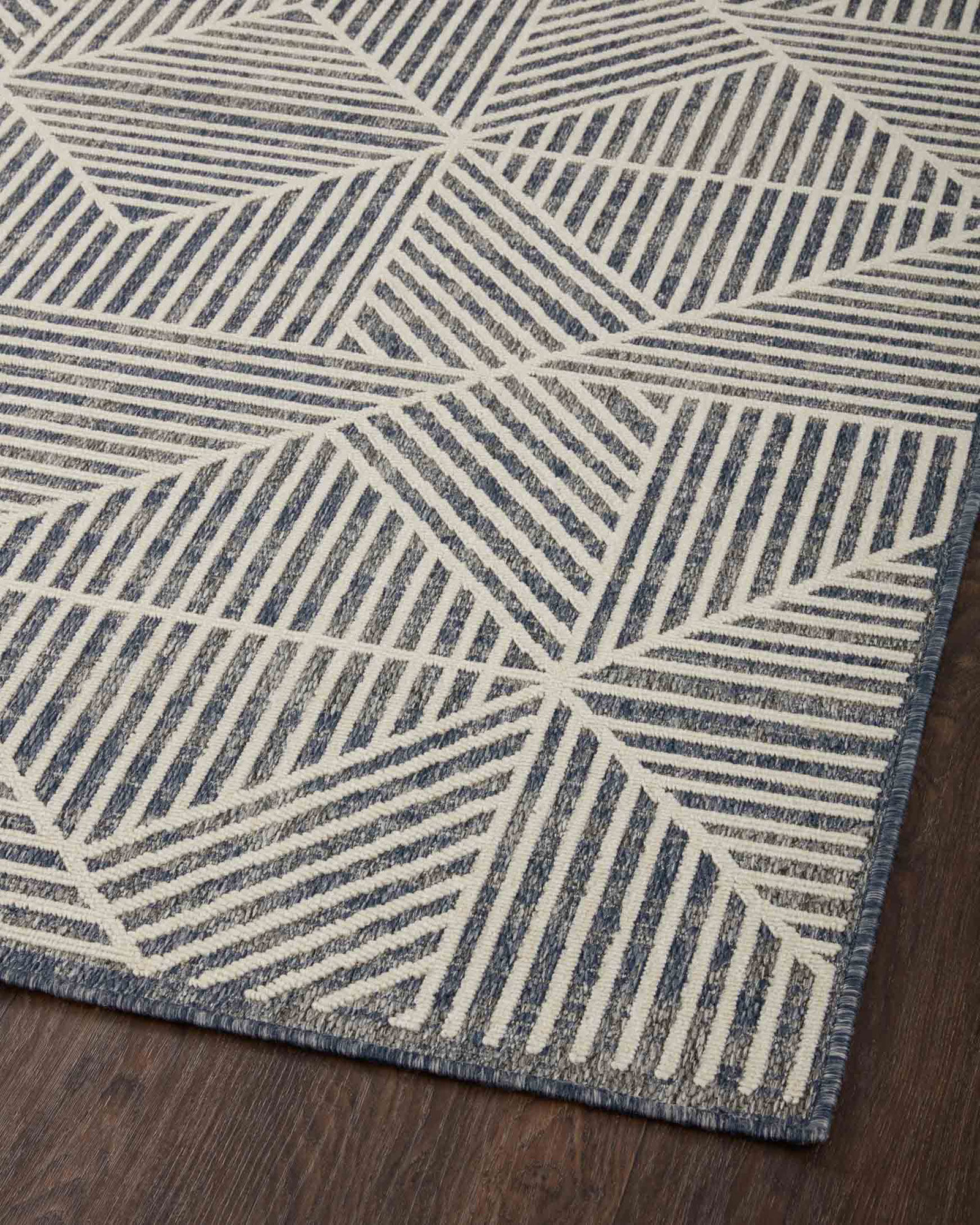 Large View Alfresco Geometric Patio Rug