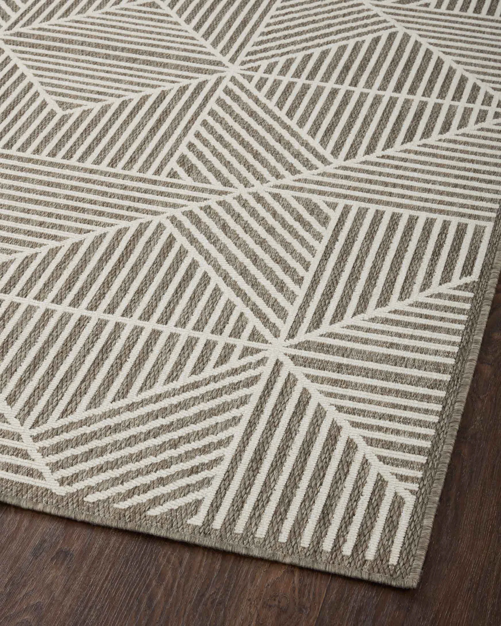 Large View Alfresco Geometric Patio Rug