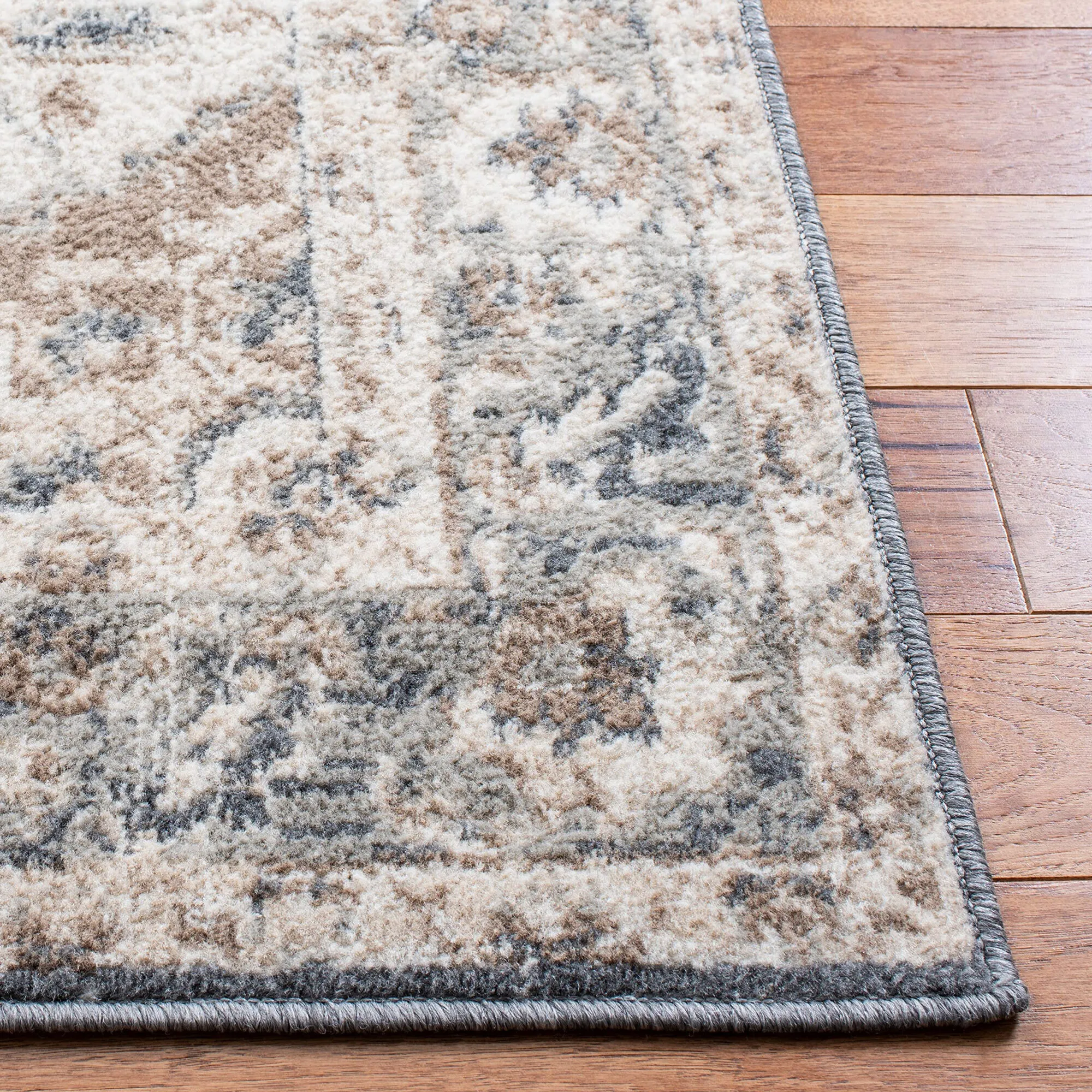 Large View Alfa Traditional Medallion Rug