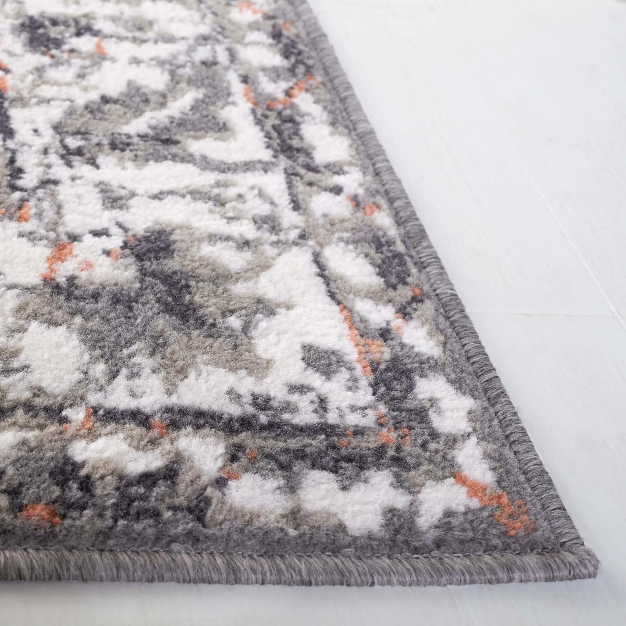 Large View Alfa Traditional Medallion Rug