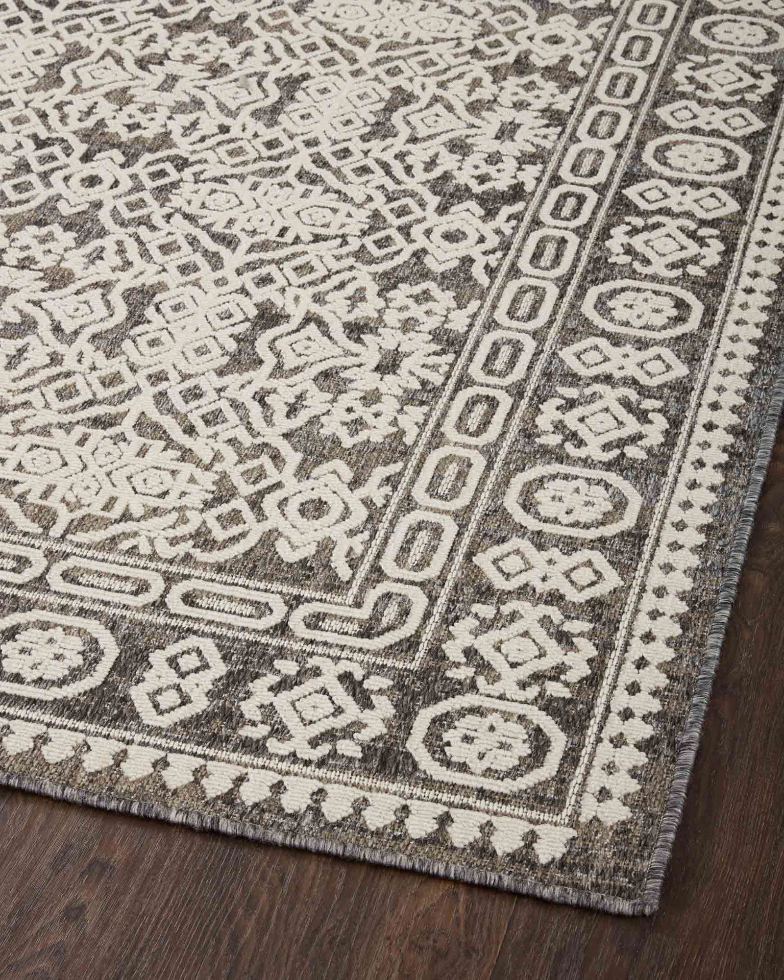 Large View Alfresco Medallion Patio Rug
