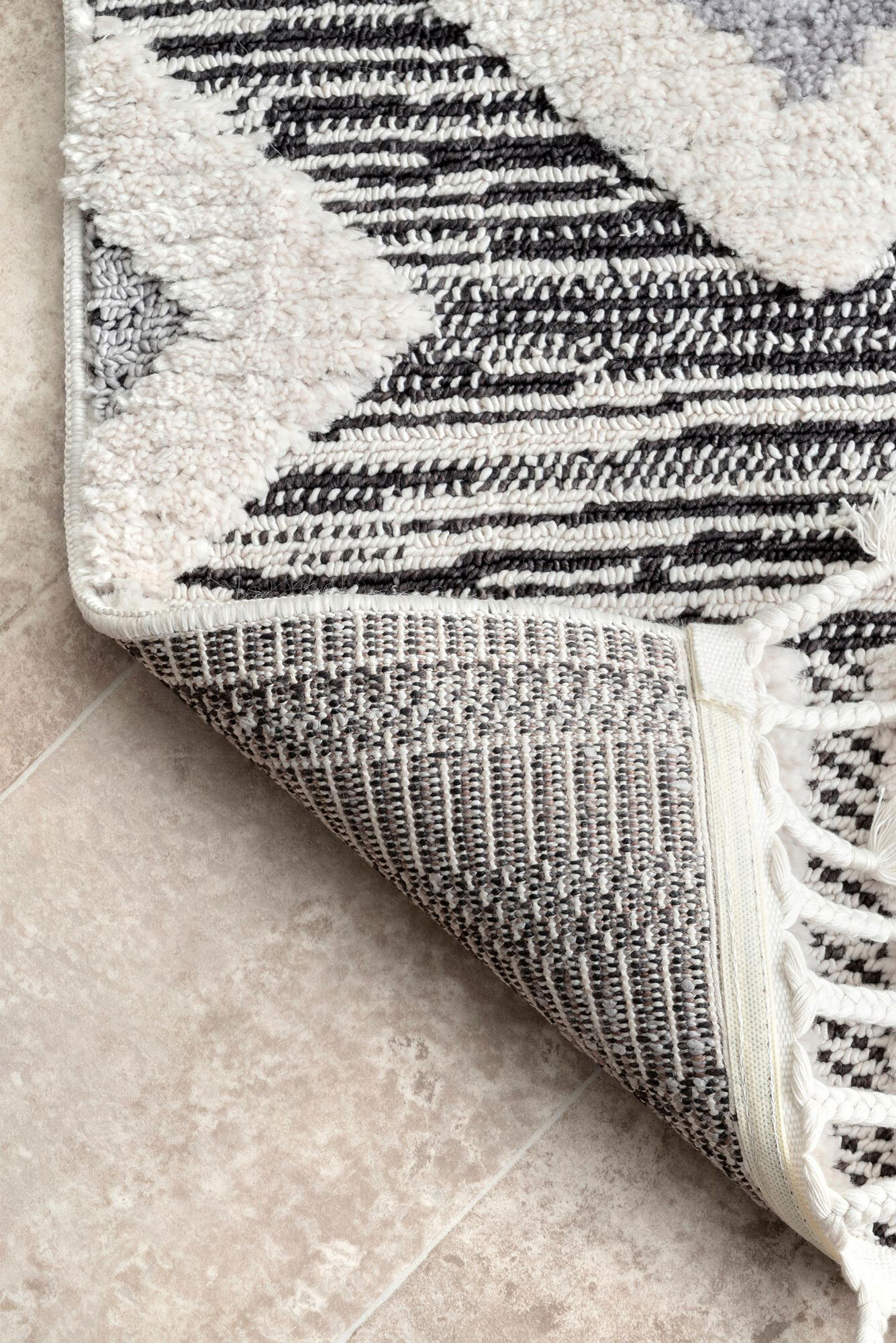 Aroma Fringed Moroccan Rug