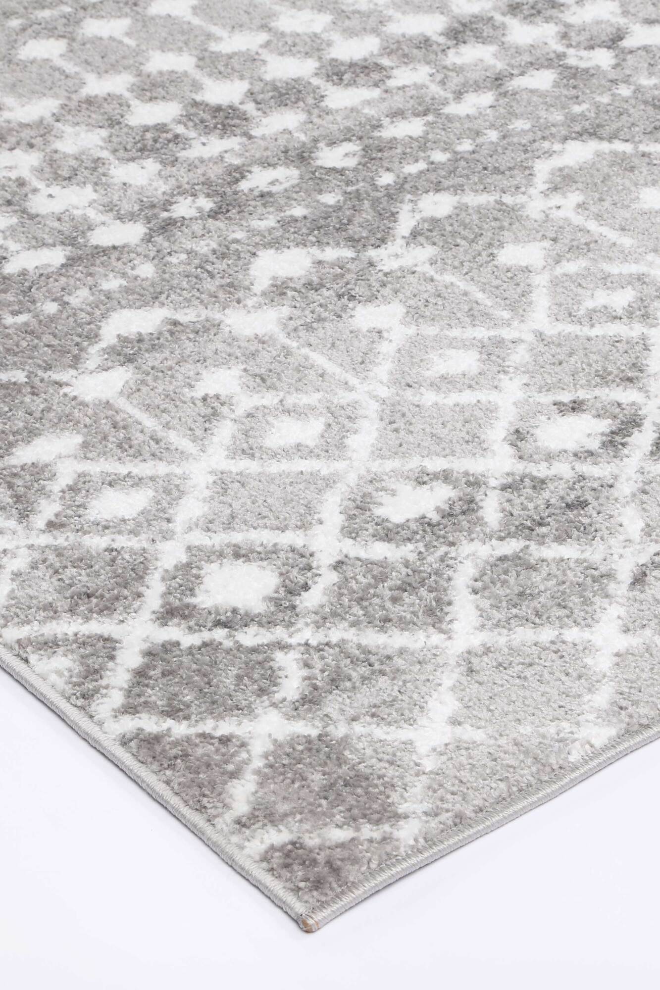 Large View Bello Geometric Tribal Rug