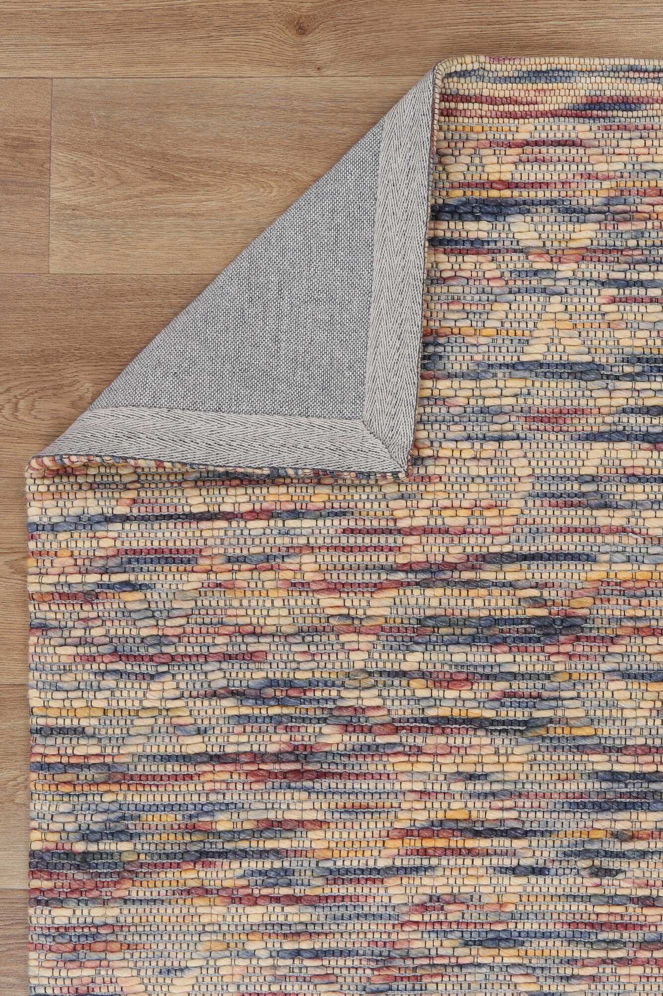 Chea Geometric Wool Rug