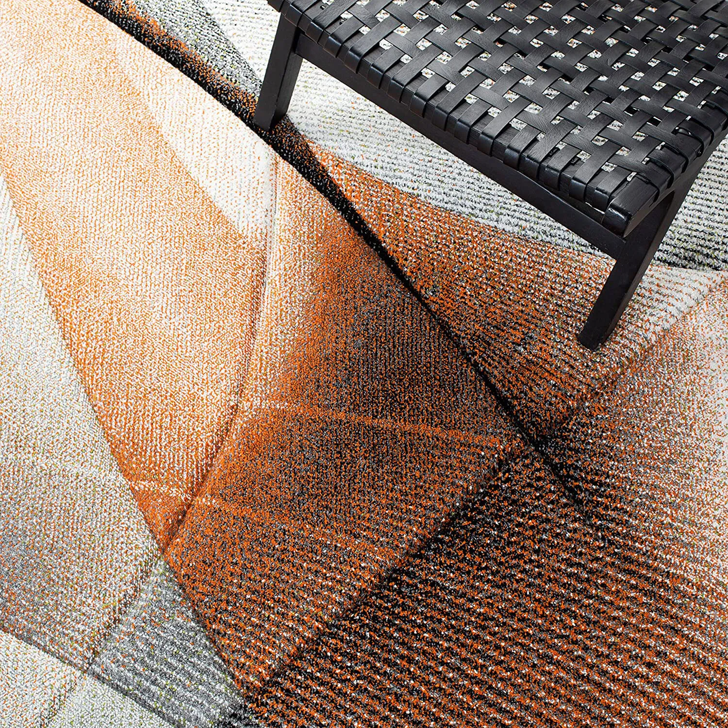 Large View Freya Wavy Modern Abstract Rug