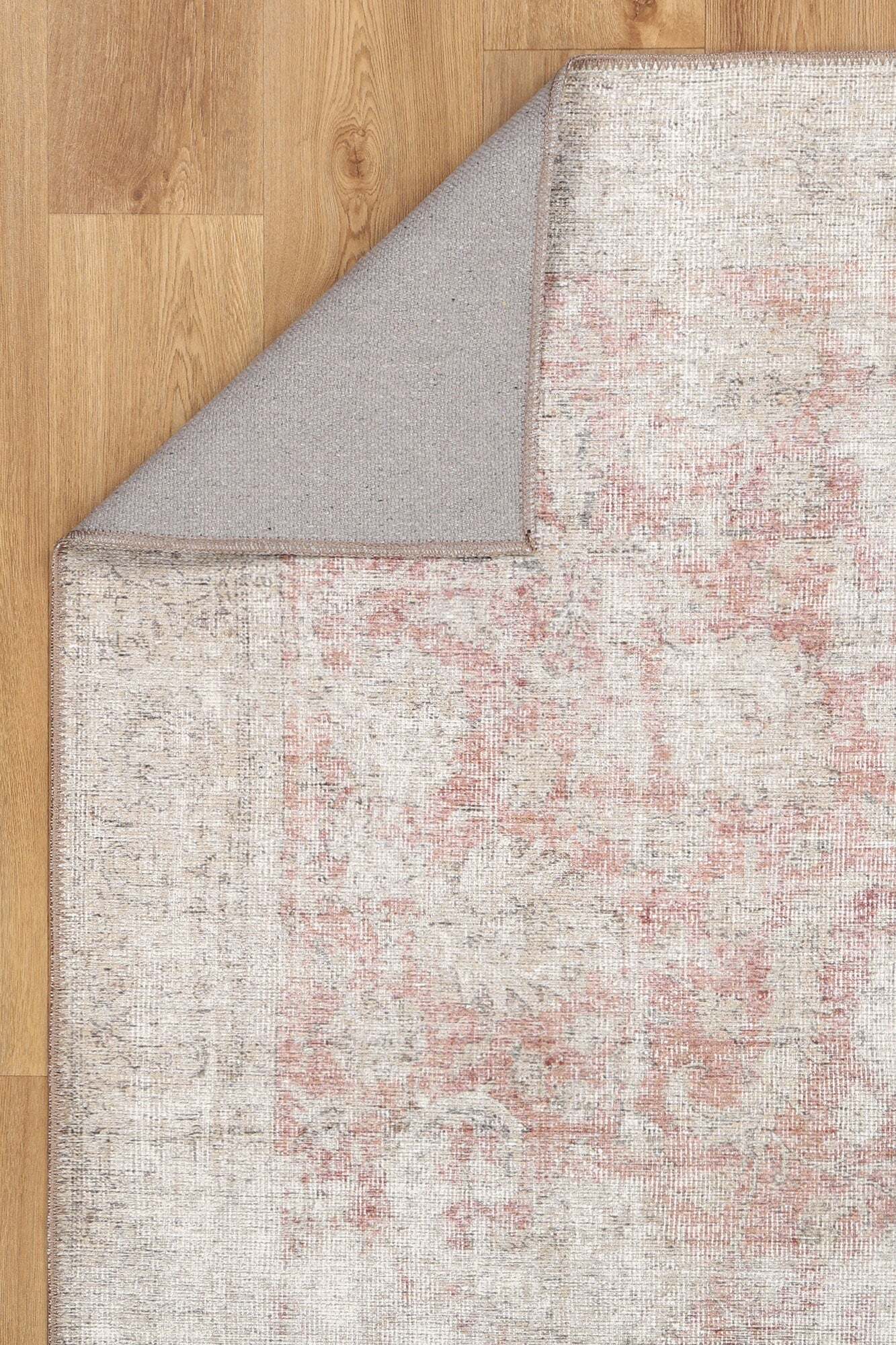 Huxly Machine Washable Rug