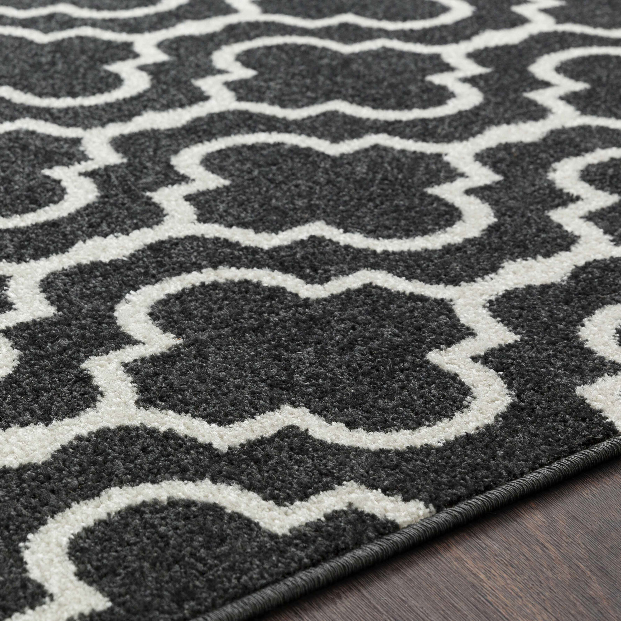 Large View Jack Trellis Pattern Black Rug