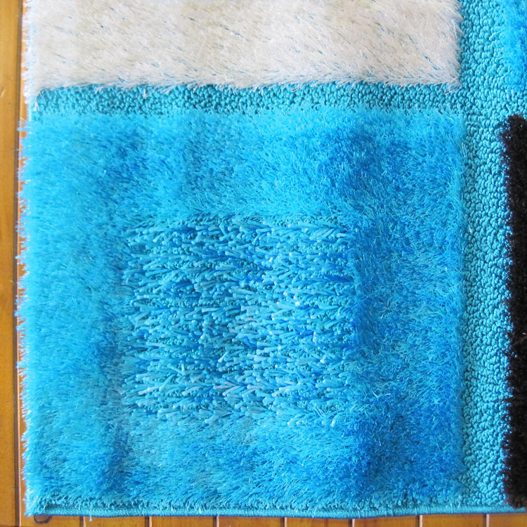 Large View Logan Square Pattern Shaggy Rug