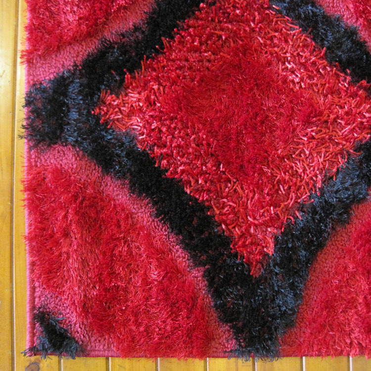 Large View Logan Modern Red Shaggy Rug