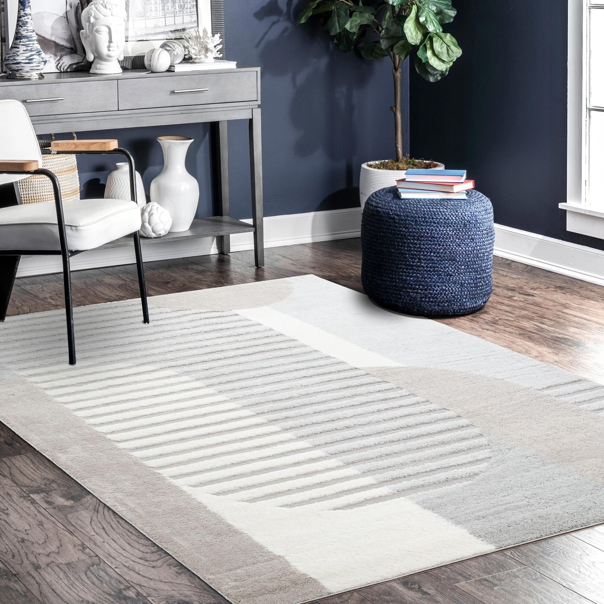 Large View Oscar Soft Geometric Rug