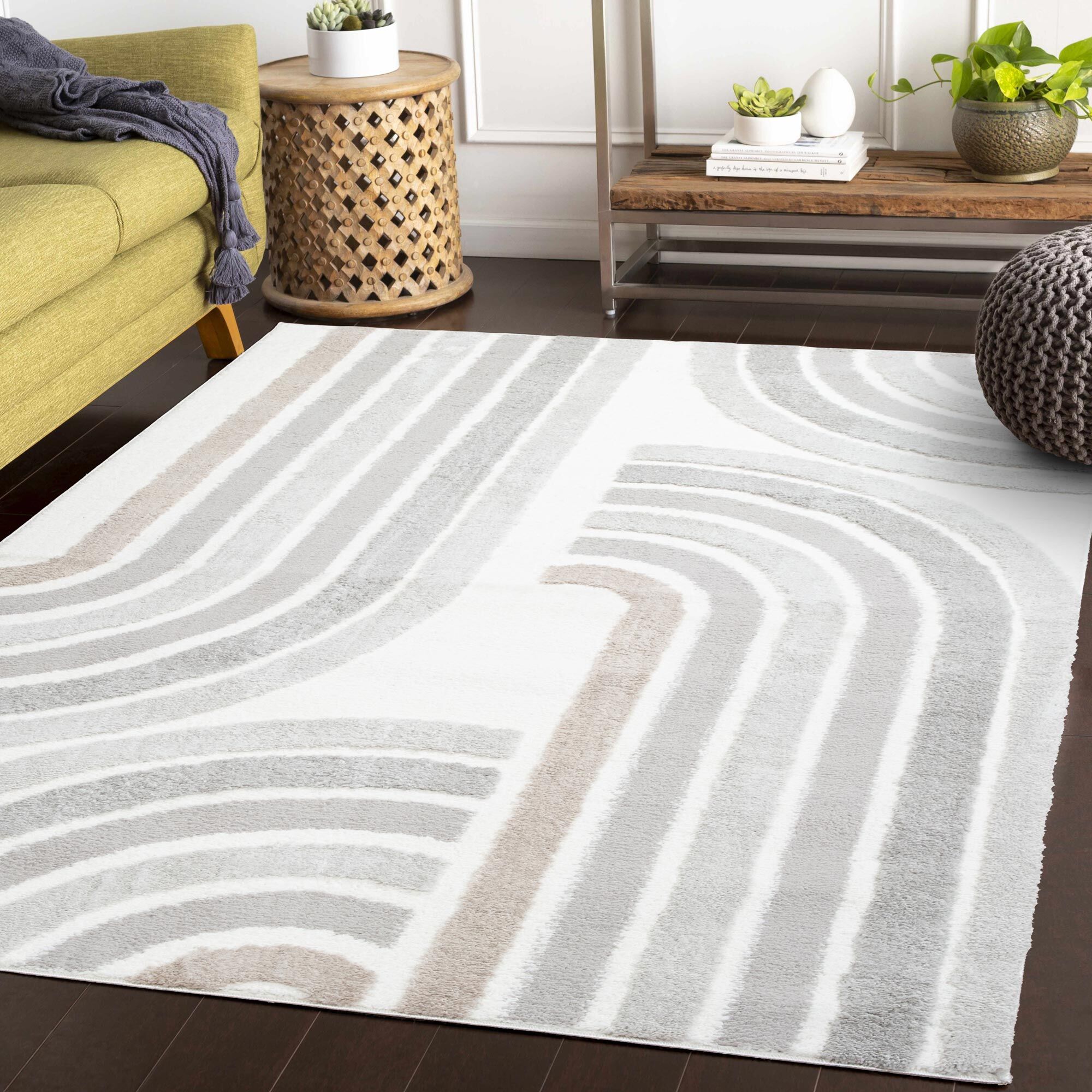Oscar Soft Geometric Rug