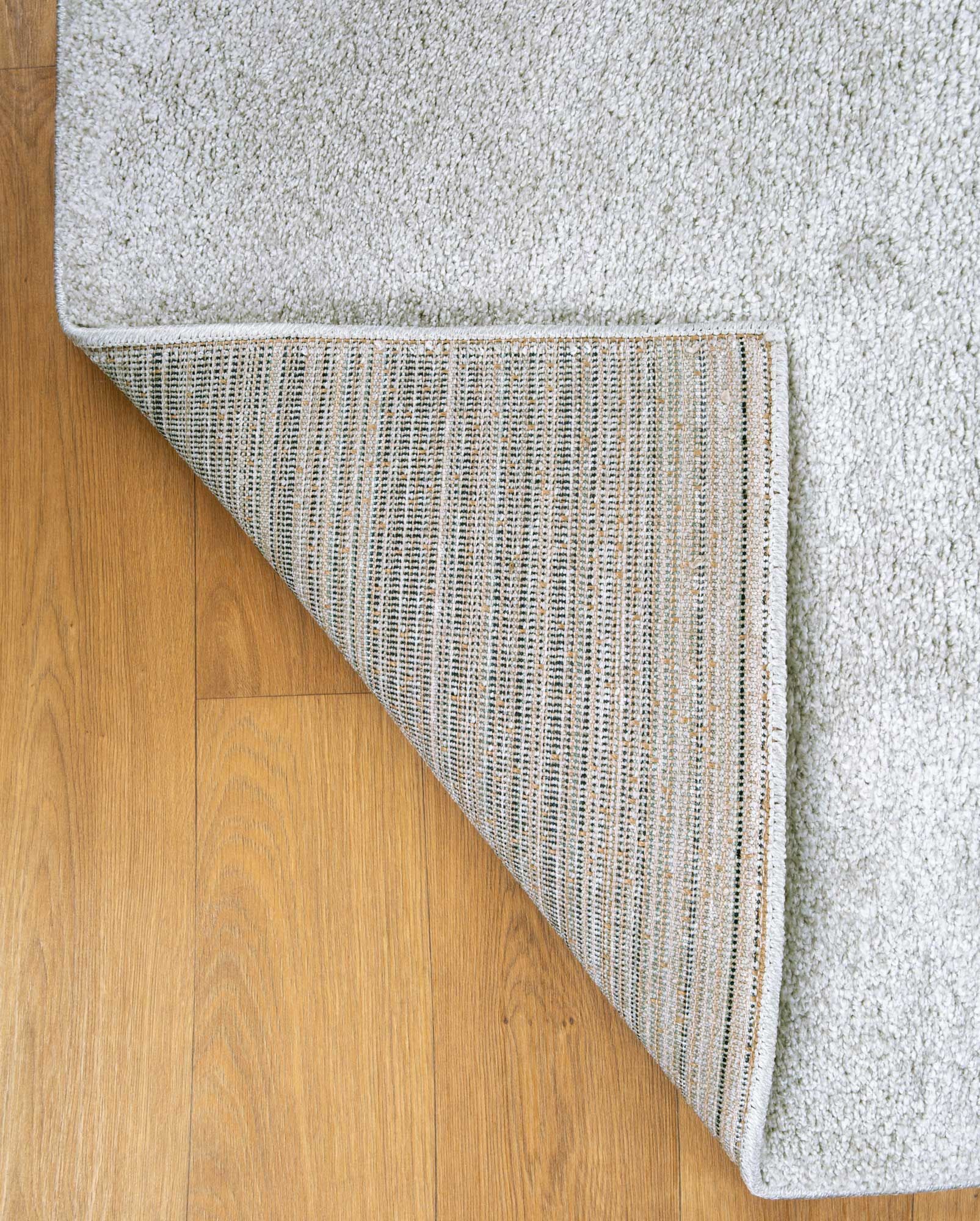 Large View Plush Plain Grey Rug