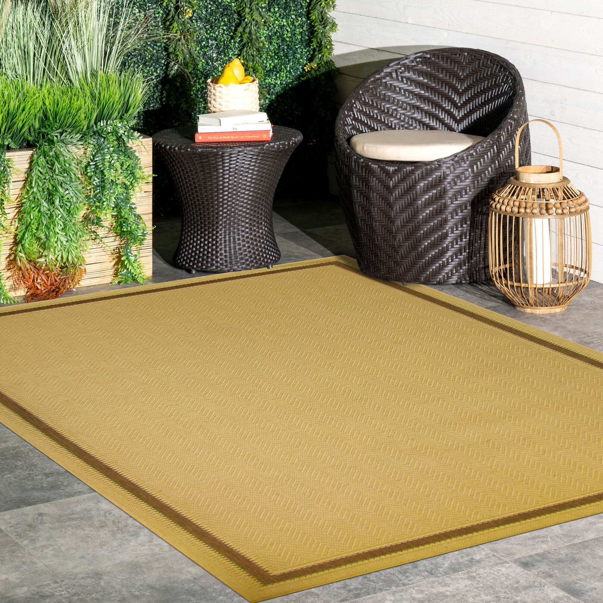 Sama Plain Border Flatweave Rug