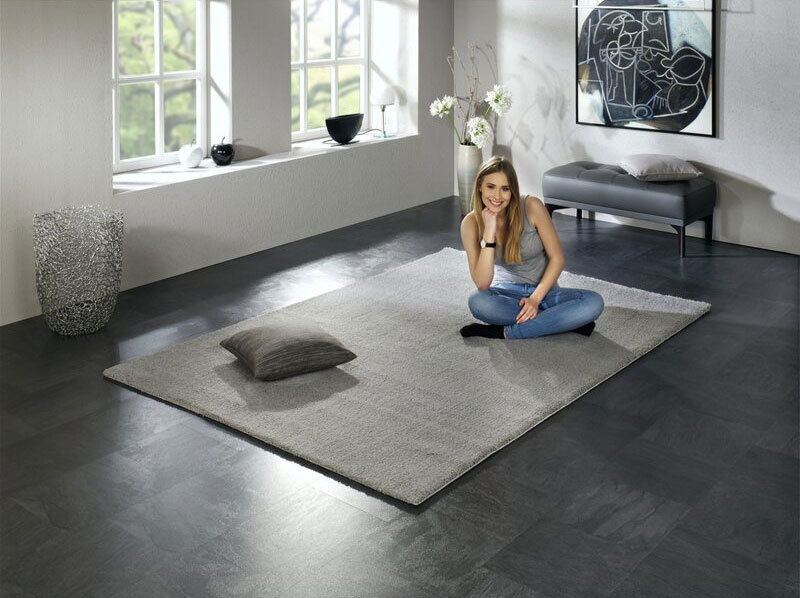 Silky Plain Light Grey Shaggy Rug