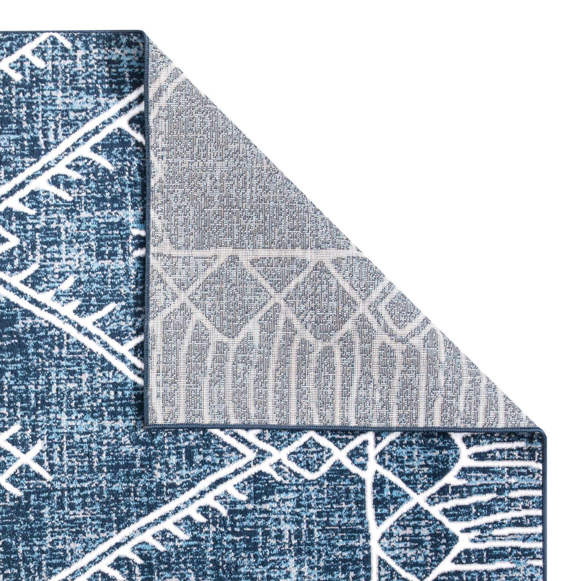 Large View Toni Diamond Pattern Rug