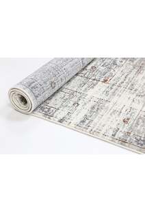 Bari Traditional Fringed Rug