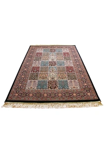 Mona Classic Oriental Fringed Rug