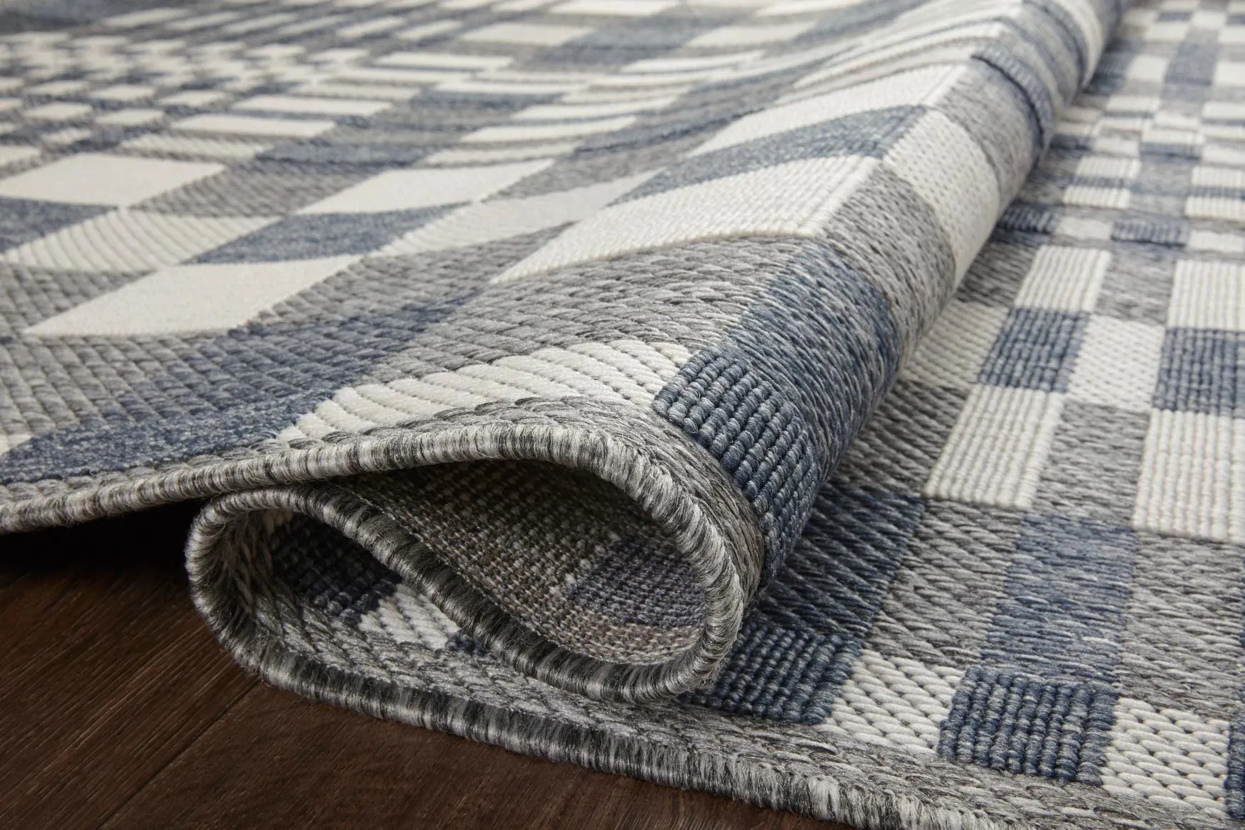 Large View Alfresco Geometric Patio Rug