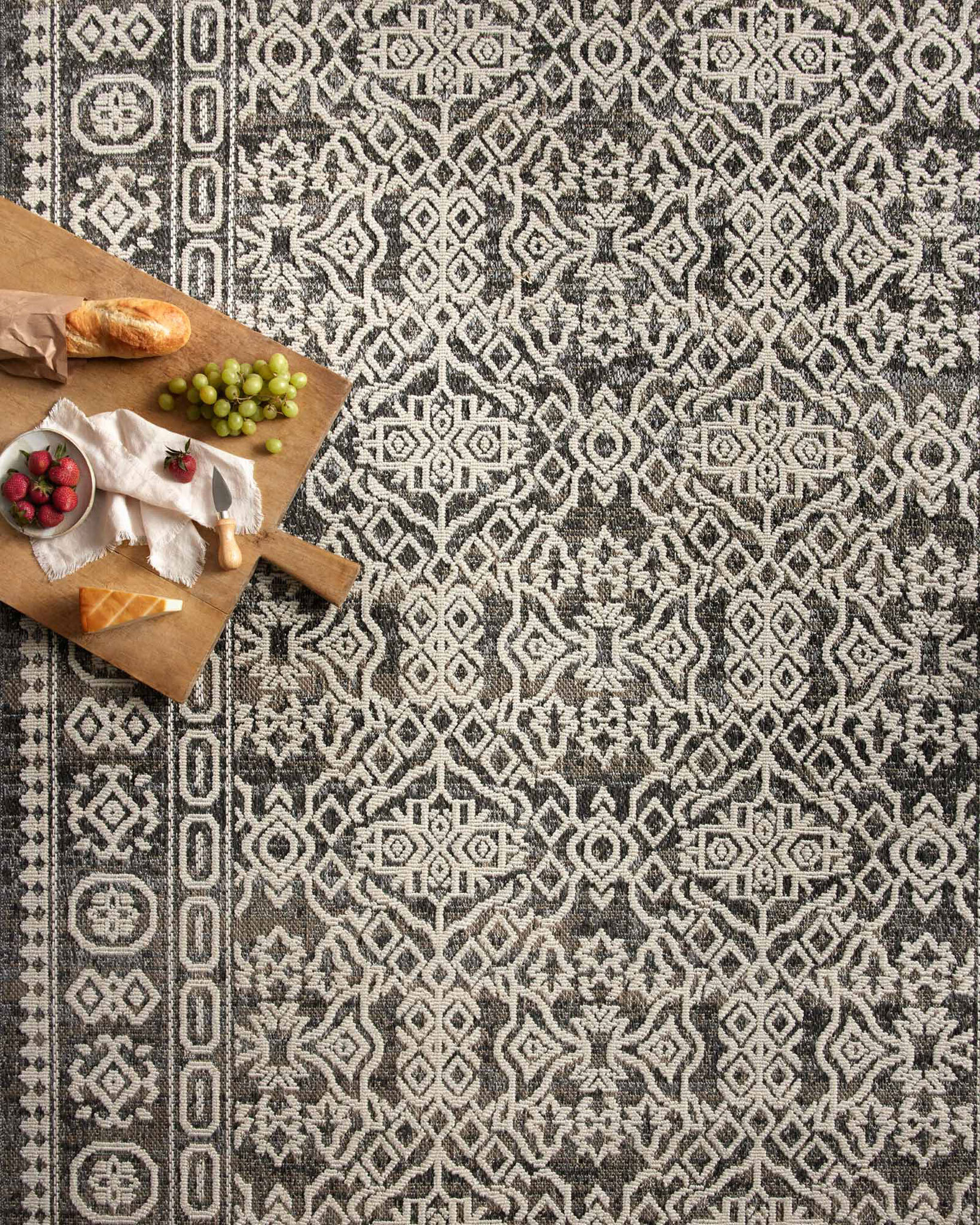 Large View Alfresco Medallion Patio Rug