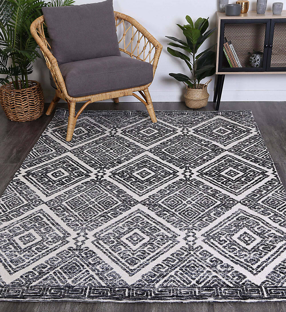 Large View Amir Diamond Flatweave Rug