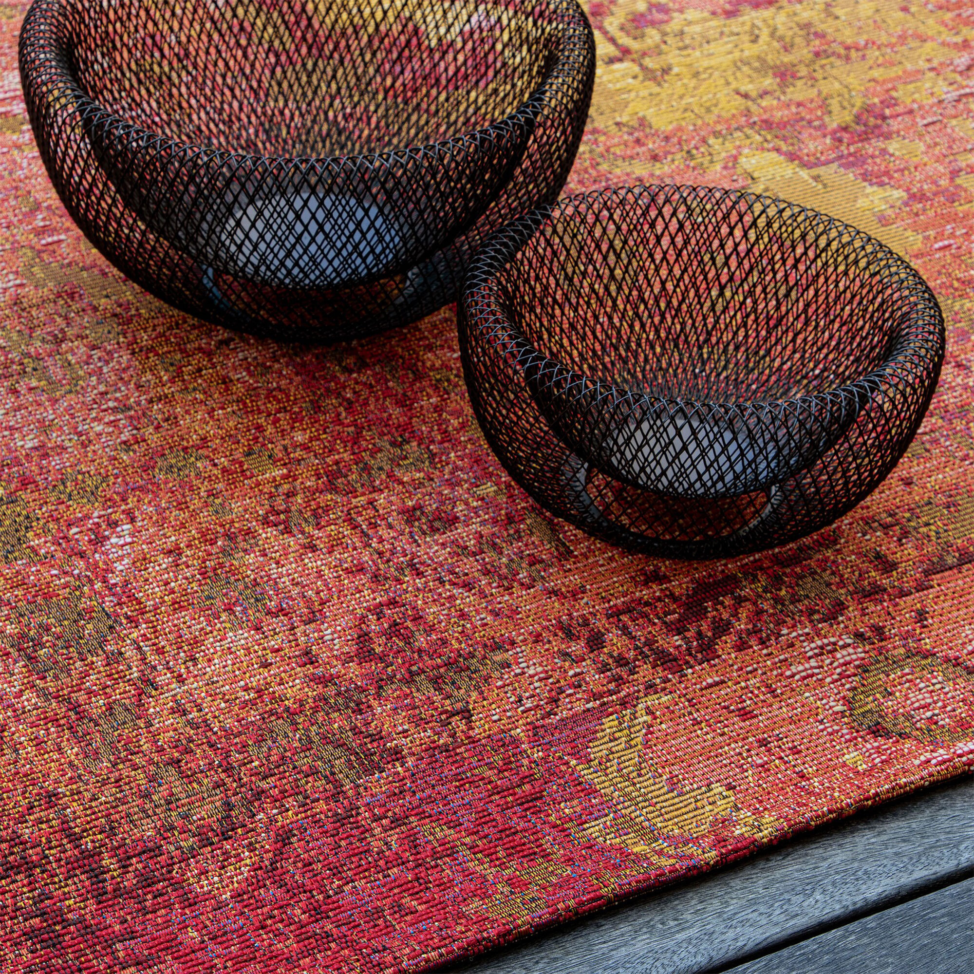 Large View Aperto Transitional Red Rug